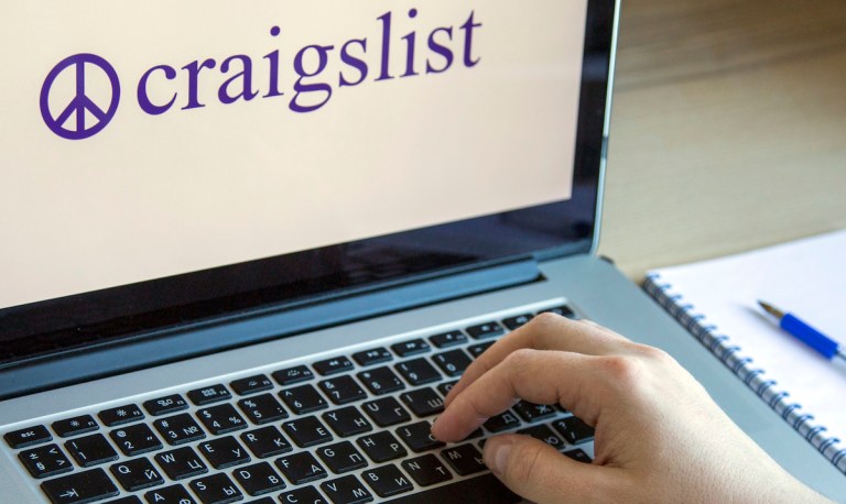 Craigslist Founder Says US ‘Under Attack’ From Hackers